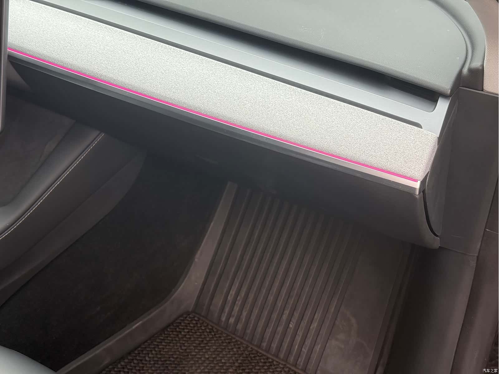 Tesla Model Y, 2023 22