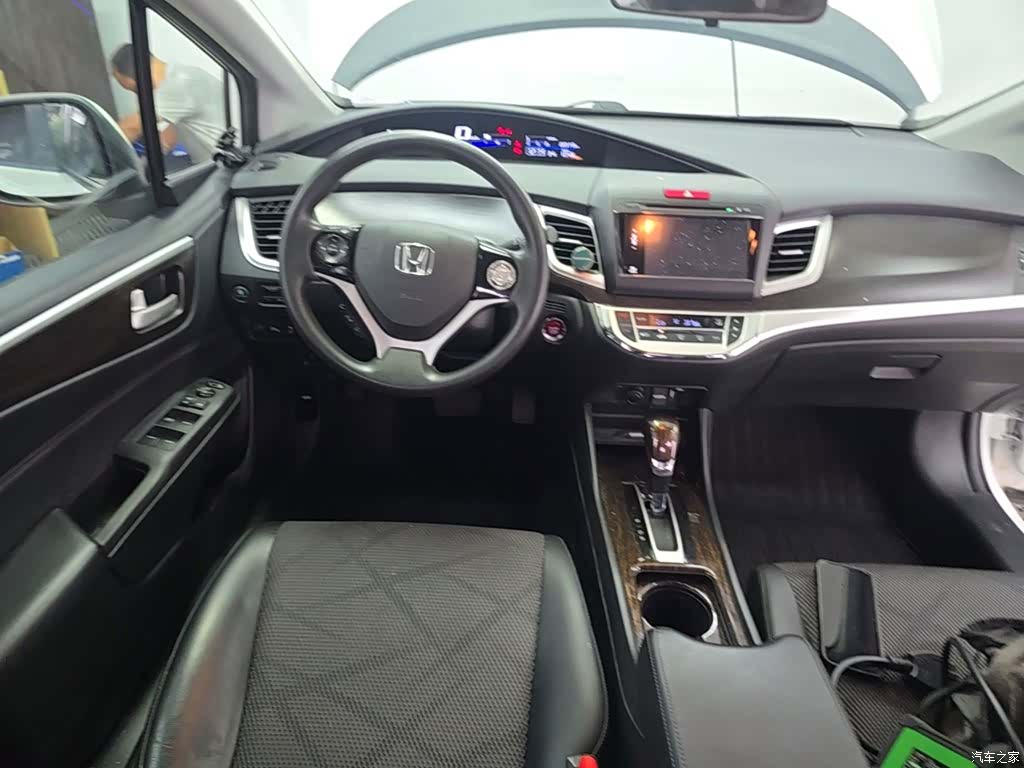 Honda Jade, 2015 16