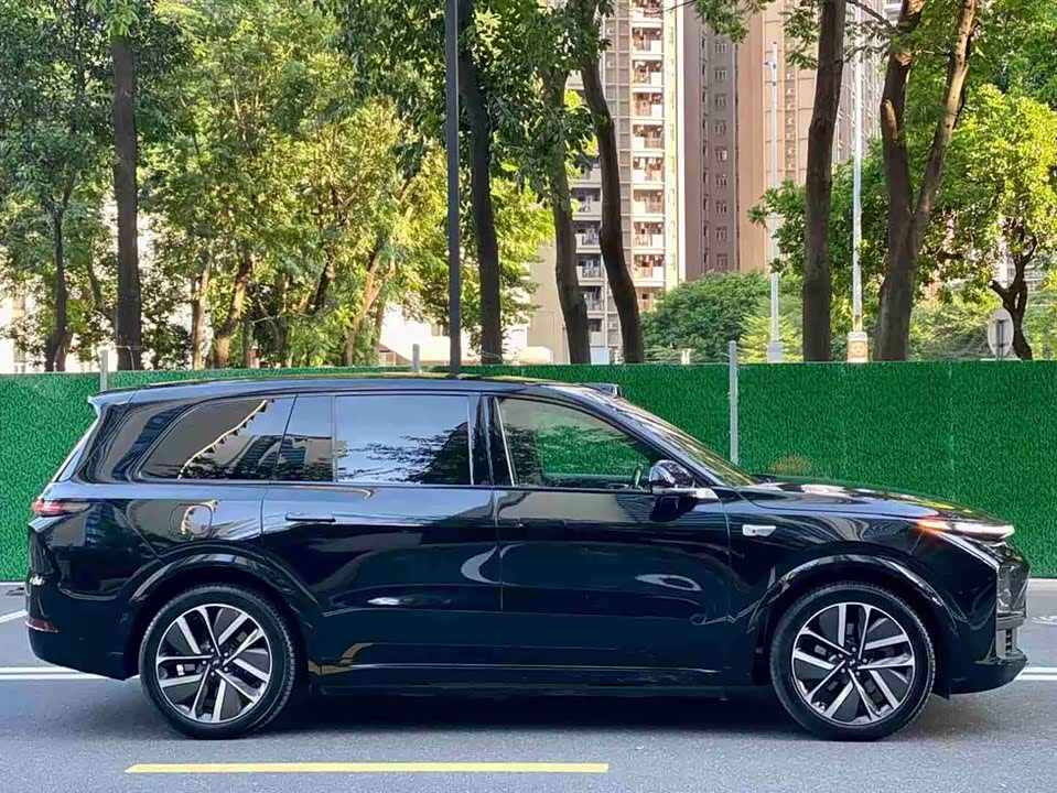 Li Auto Ideal L9