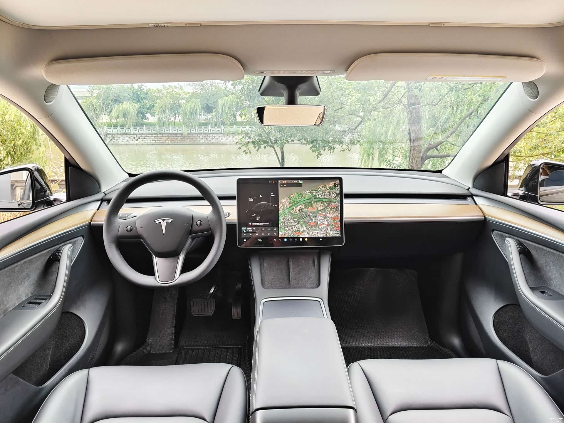 Tesla Model Y, 2021 7