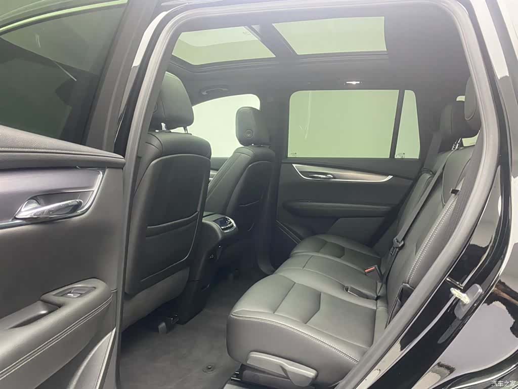 Cadillac XT6, 2021 19