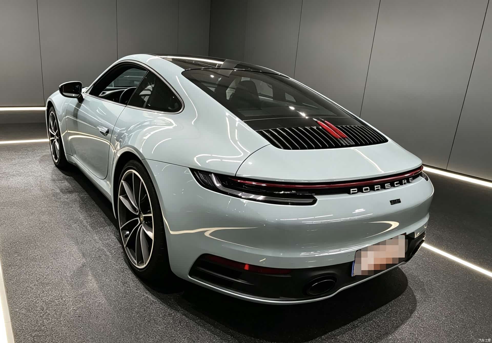 Porsche 911, 2023 4