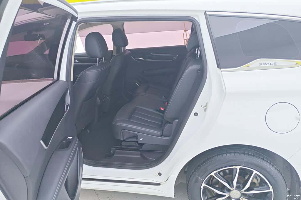 BYD Song, 2018 11