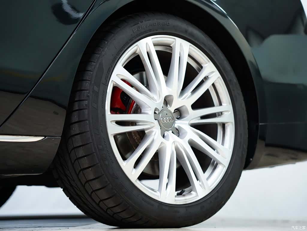 Audi A8L, 2013 20