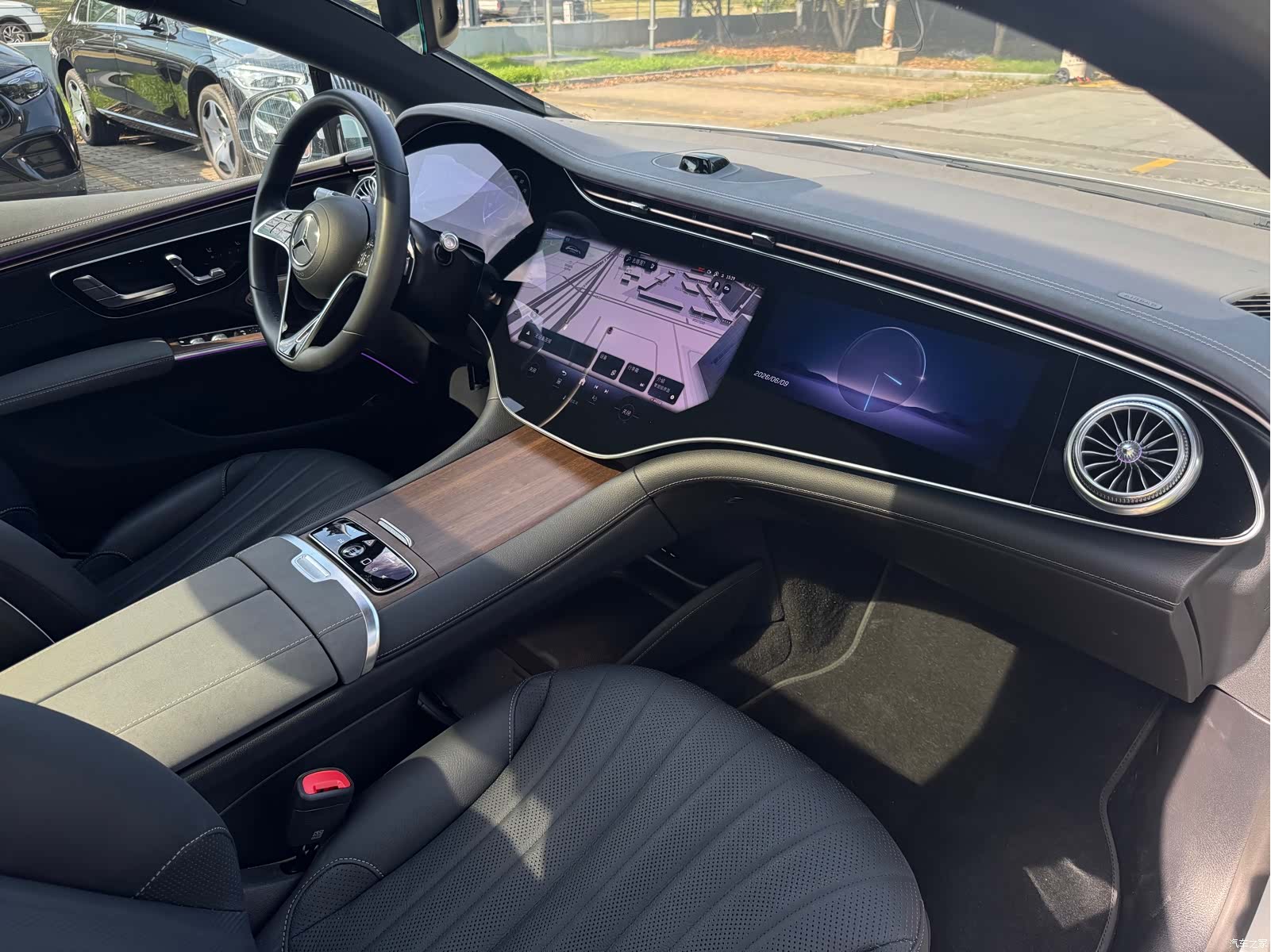 Mercedes-Benz EQS, 2024 14