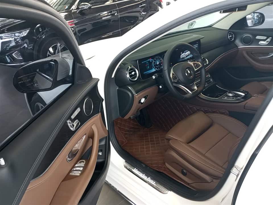 Mercedes-Benz E-class Mercedes-Benz E-class