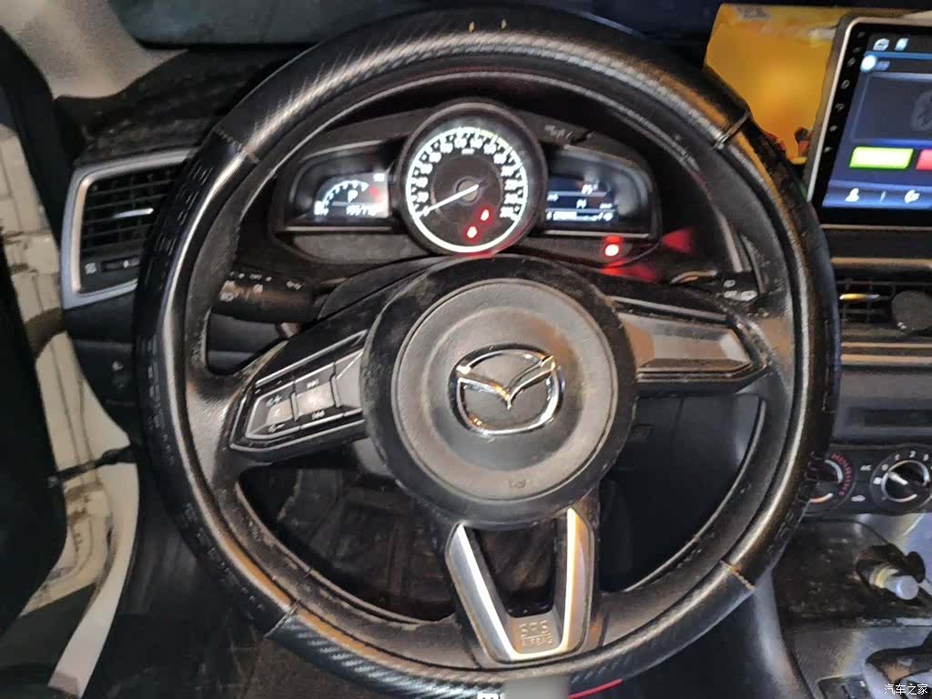 Mazda Mazda3, 2017 7