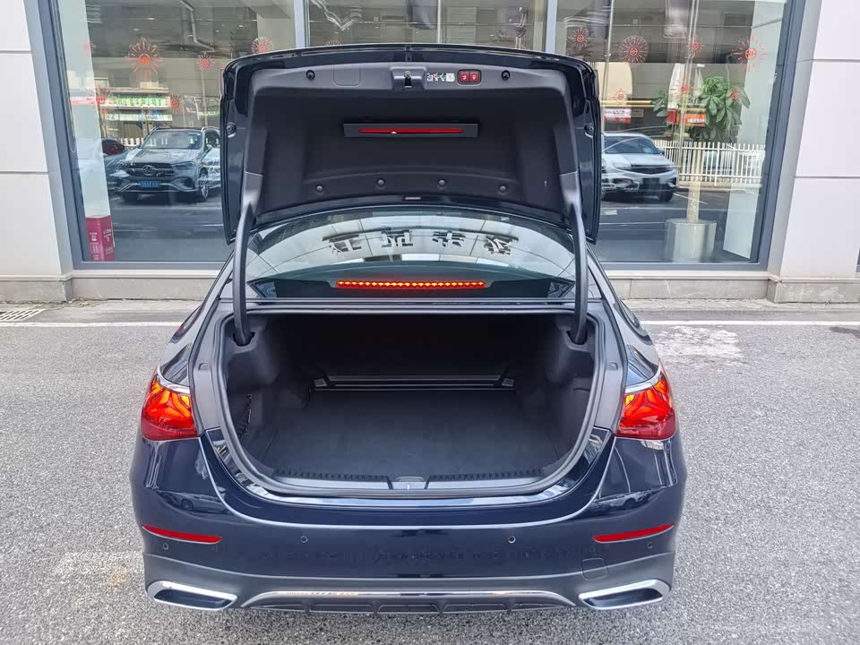 Mercedes-Benz E-class Mercedes-Benz E-class