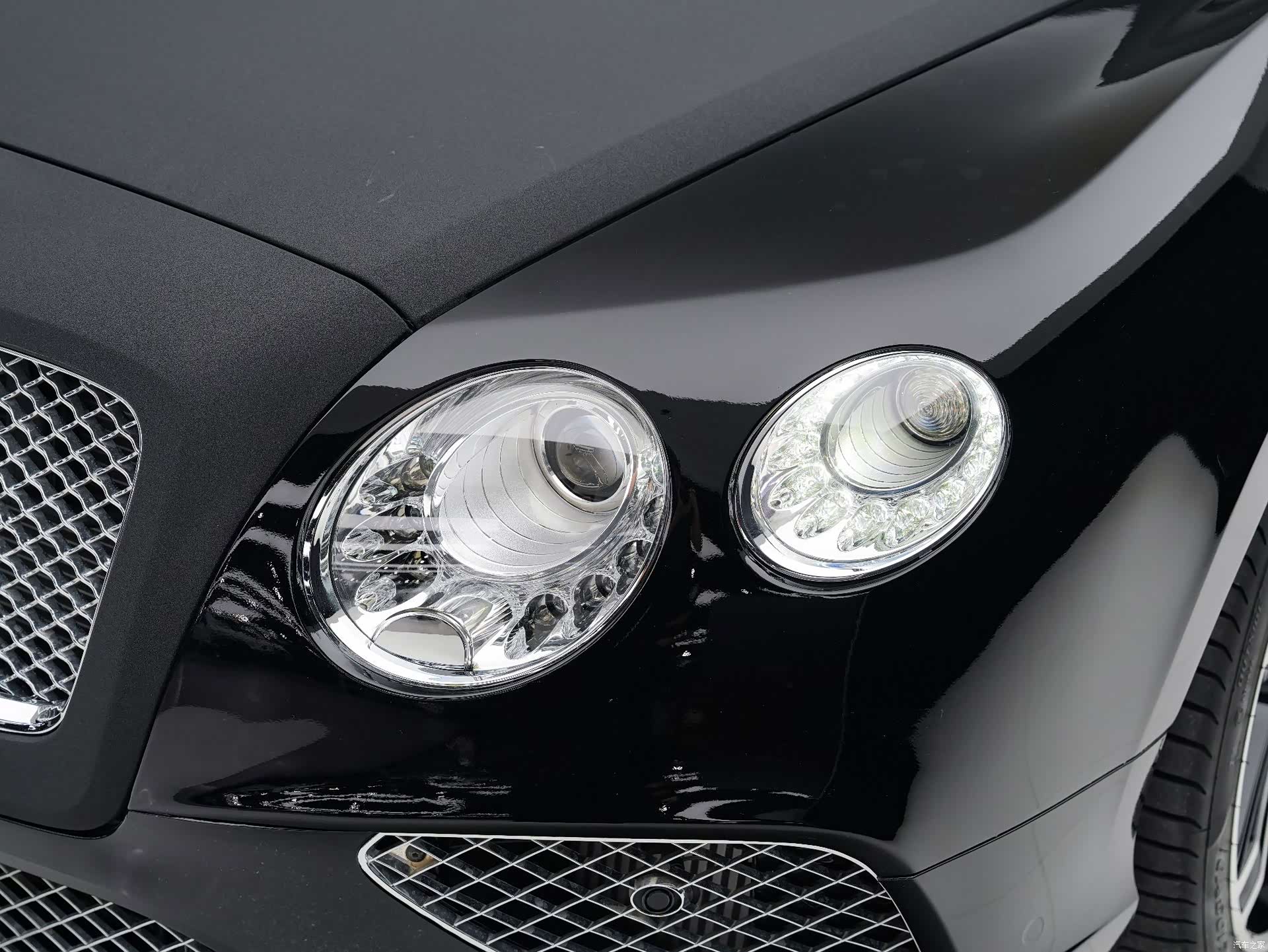 Bentley Continental GT, 2013 10