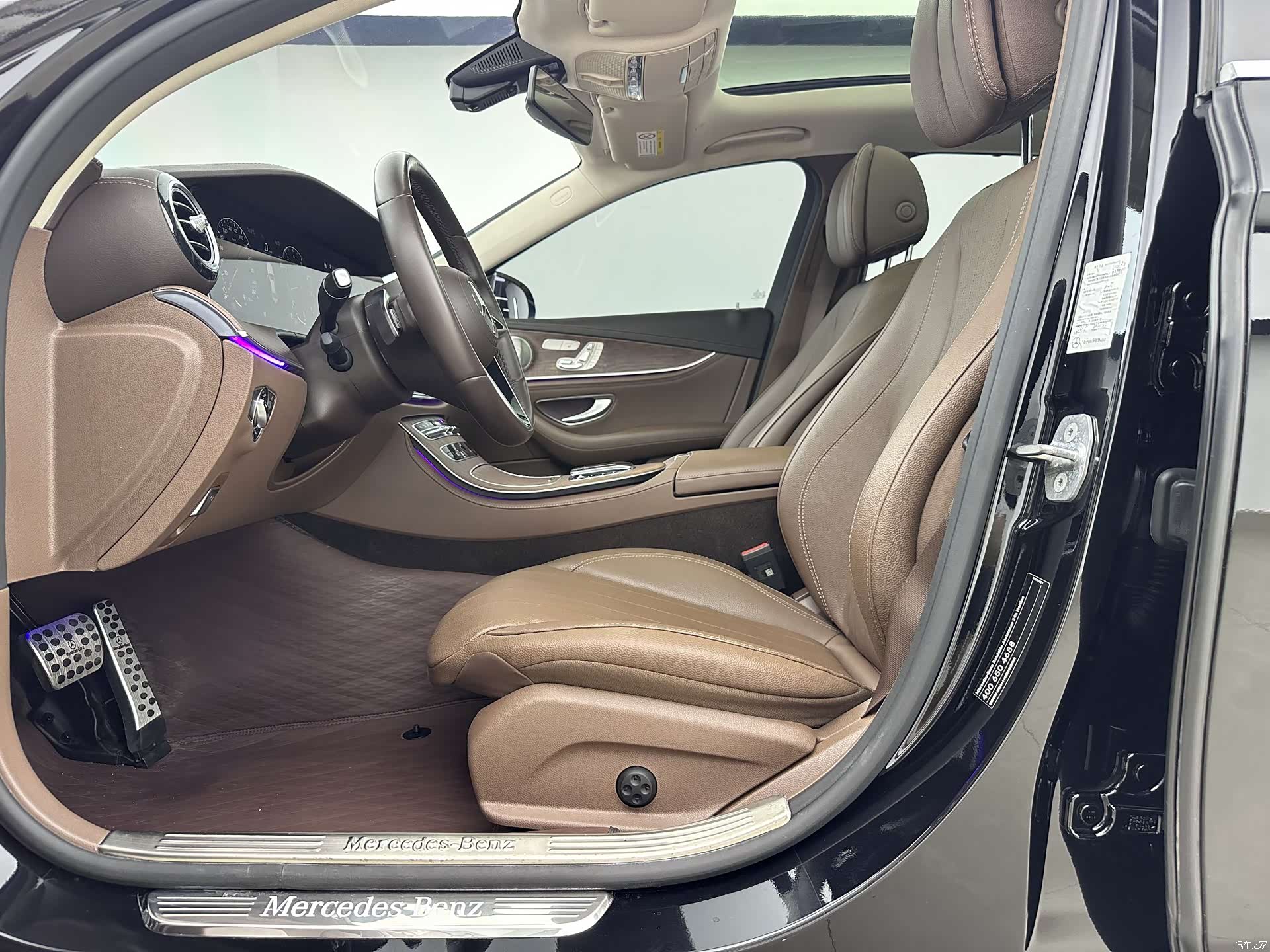 Mercedes-Benz E-Class, 2023 6