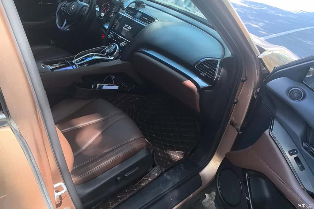 Acura CDX, 2016 8