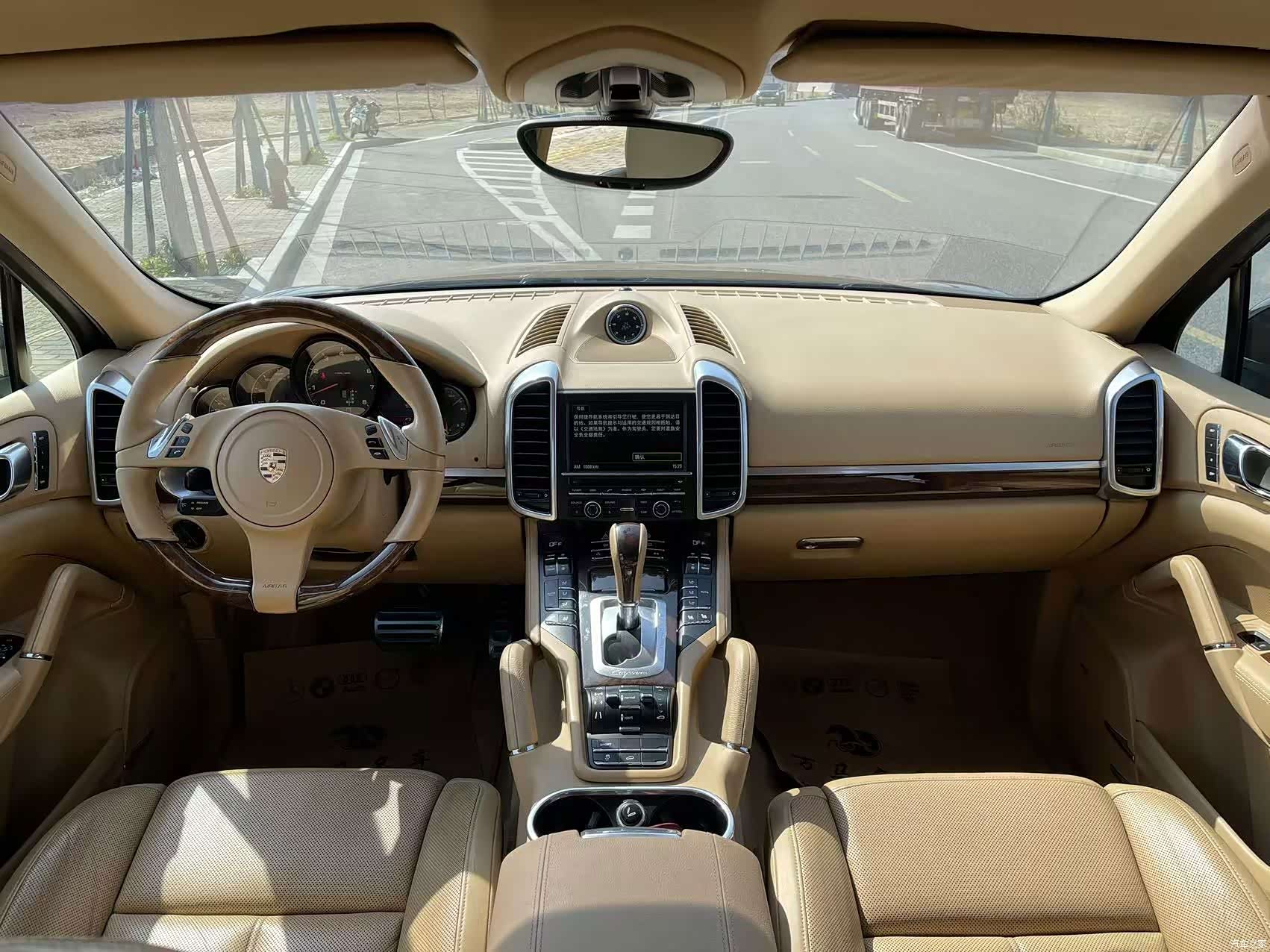 Porsche Cayenne, 2012 15