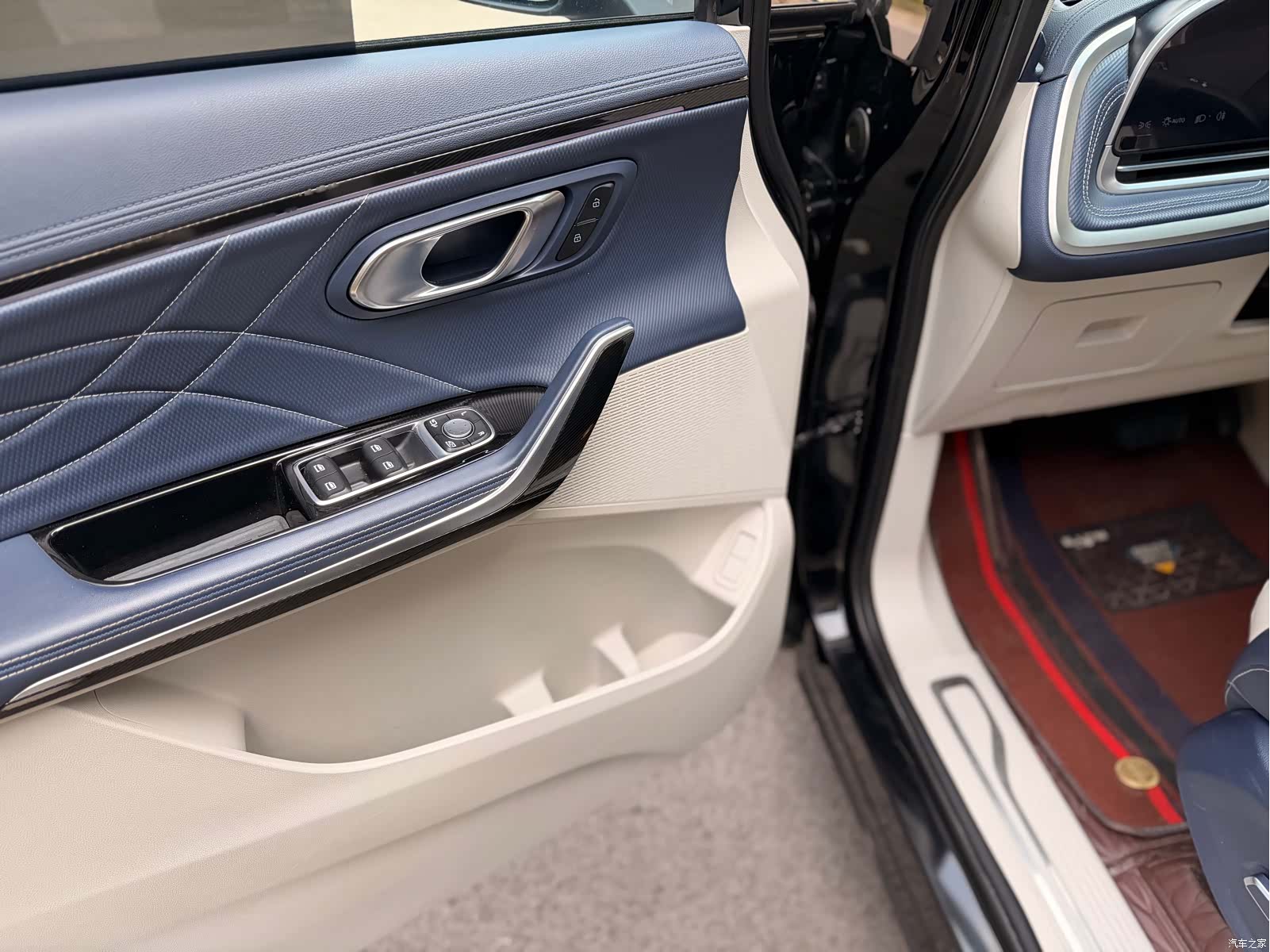 Maxus G90, 2023 10