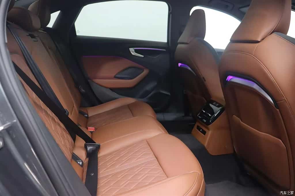 Audi A5, 2025 13