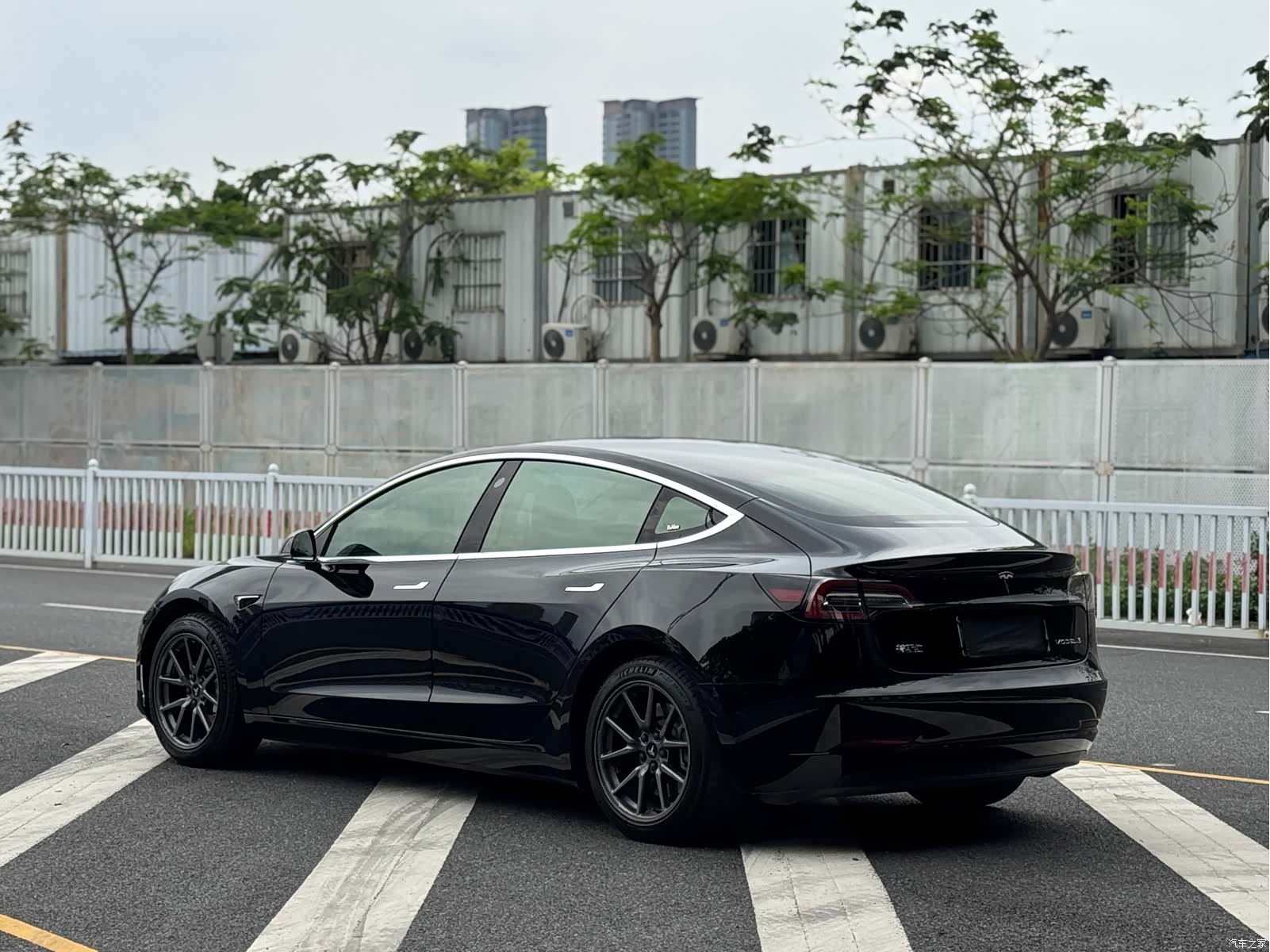 Tesla Model 3, 2020 6