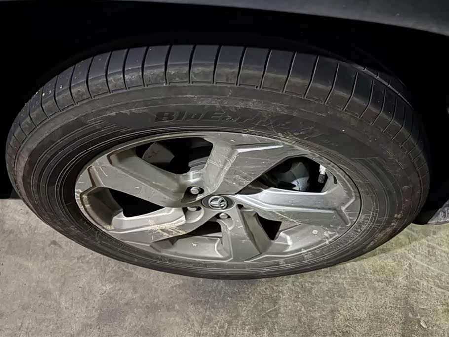 Toyota RAV4 Rongfang