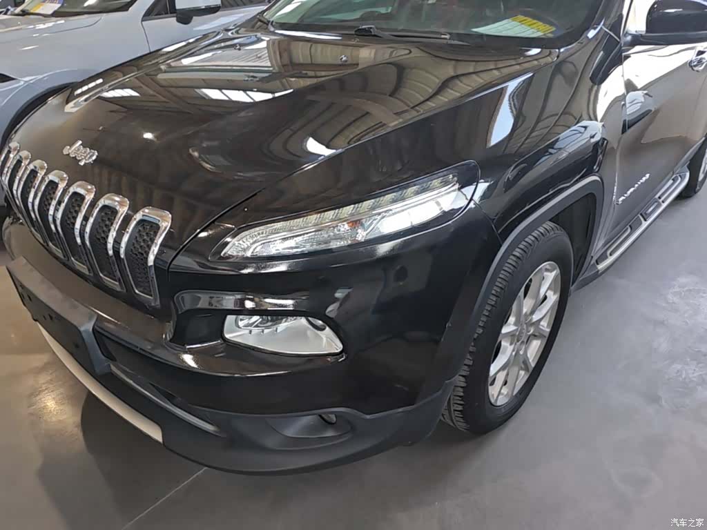 Jeep Cherokee, 2017 24