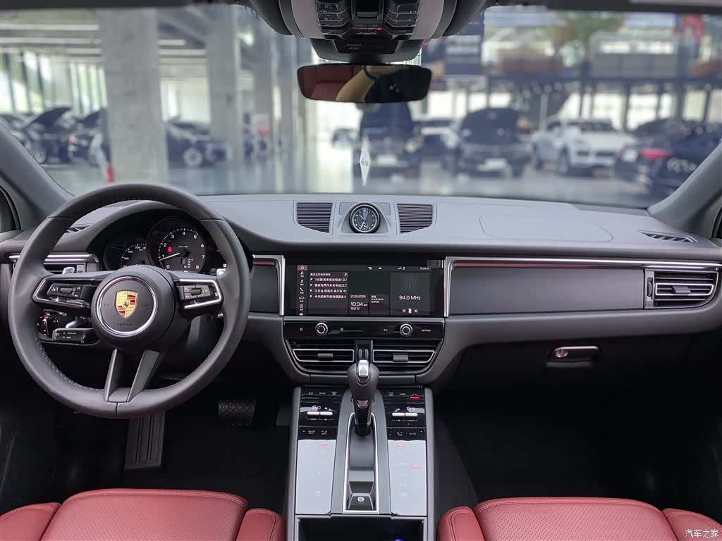 Porsche Macan, 2023 12