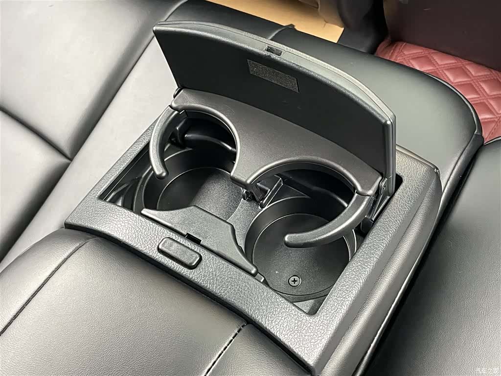 Toyota Prado, 2020 26