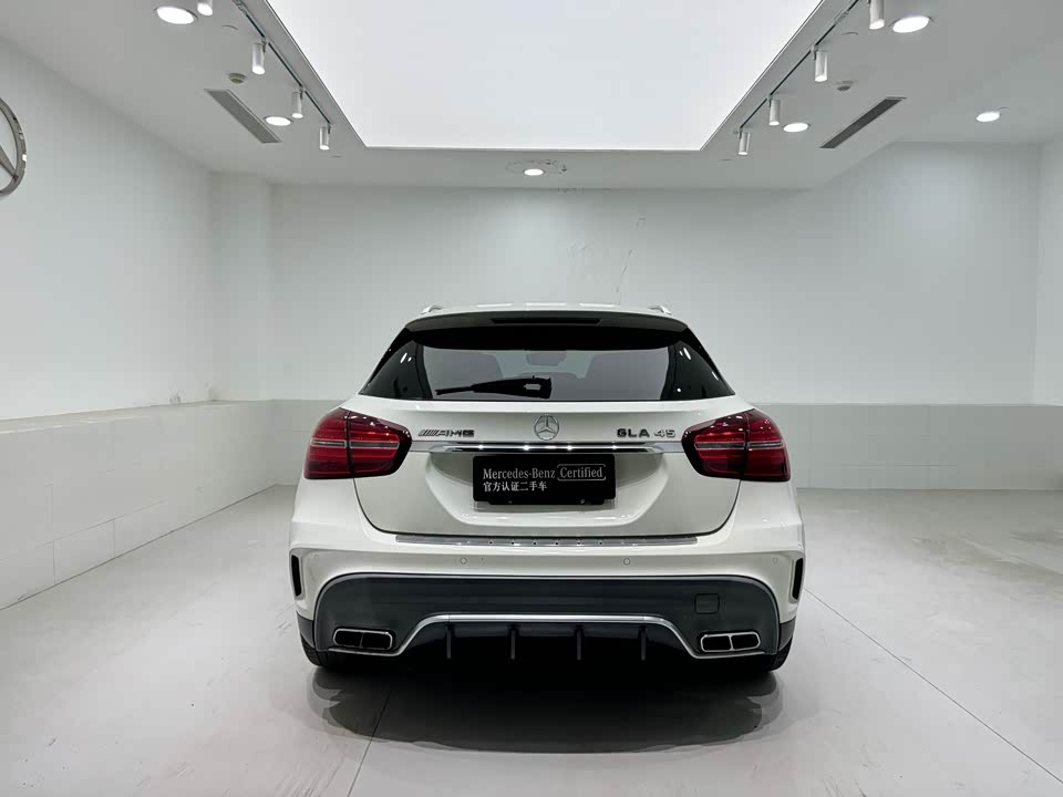 Mercedes-Benz GLA AMG