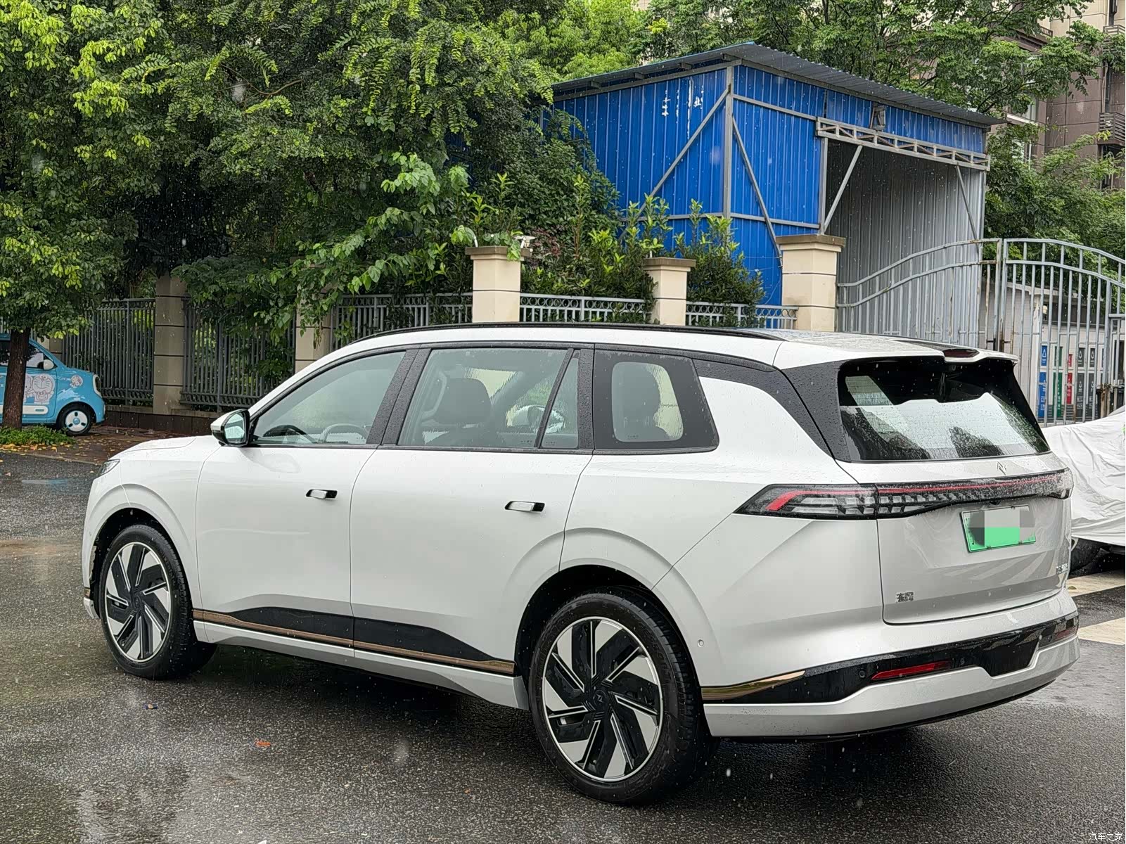 DongFeng eπ008, 2025 18