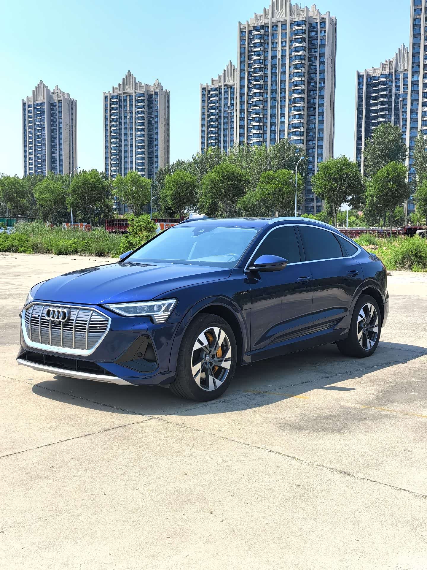 Audi e-tron, 2021 1
