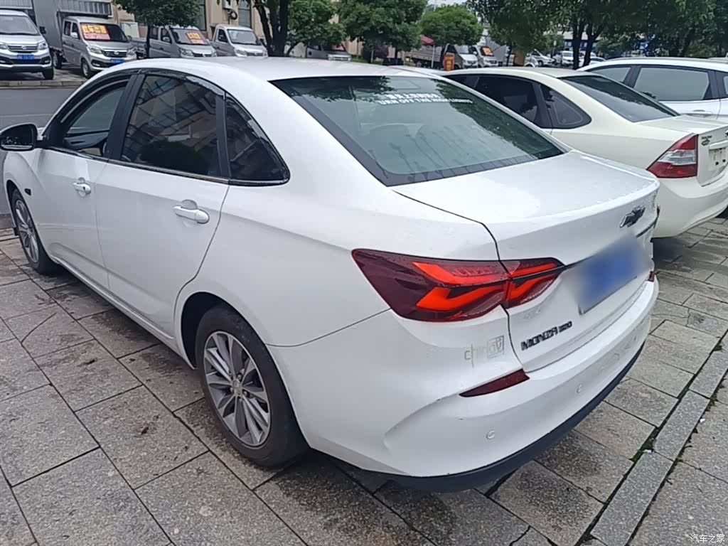 Chevrolet 320, 2022 все фото