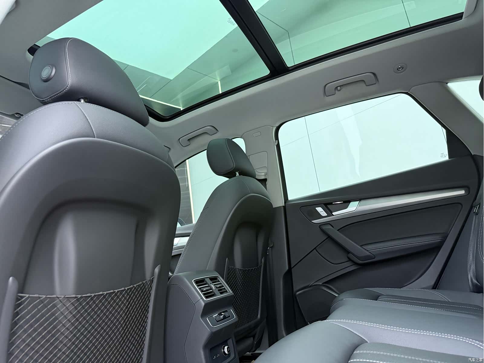 Audi Q5L, 2024 9