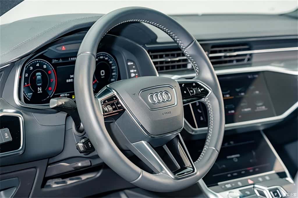 Audi A6L, 2019 9