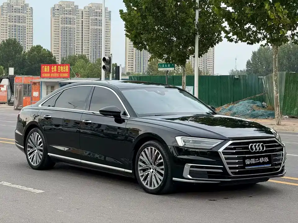 Audi A8