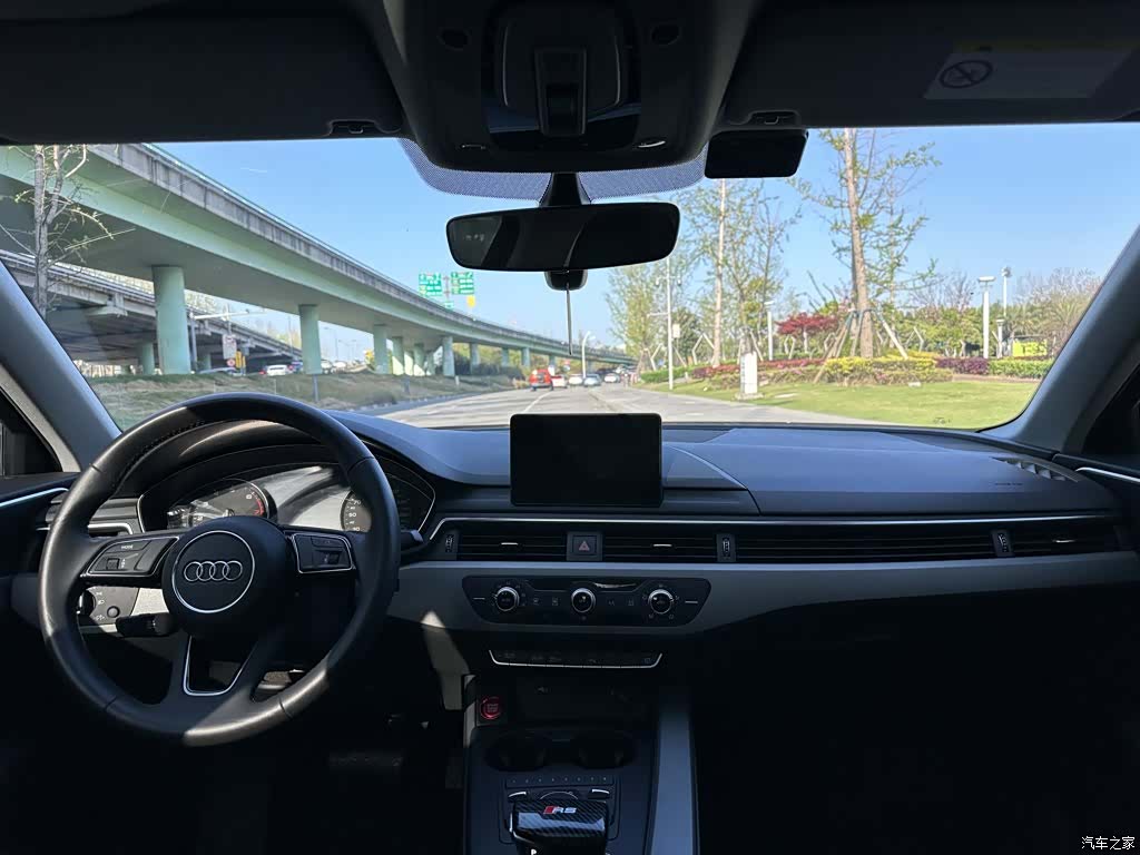 Audi A4L, 2018 10