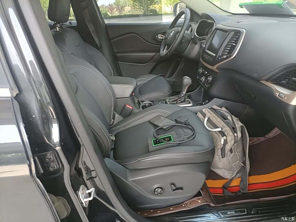 Jeep Cherokee, 2017 25
