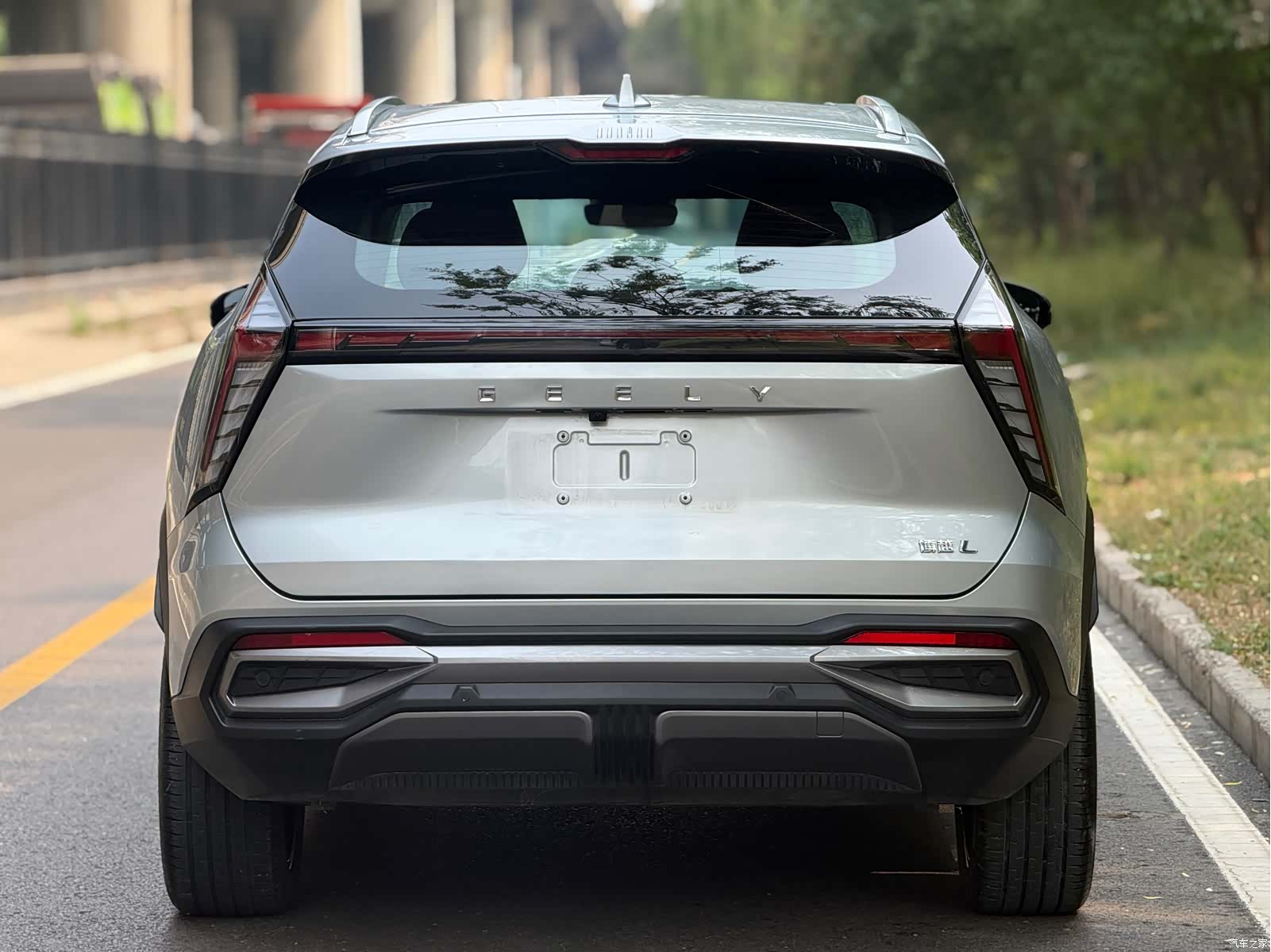 Geely Boyue, 2023 все фото