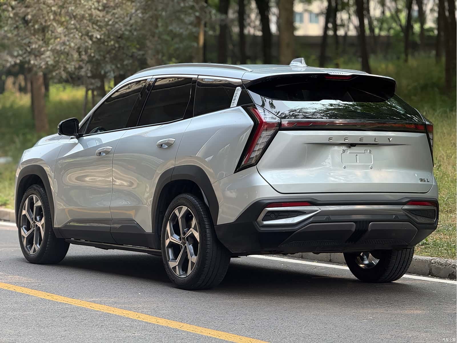 Geely Boyue, 2023 4