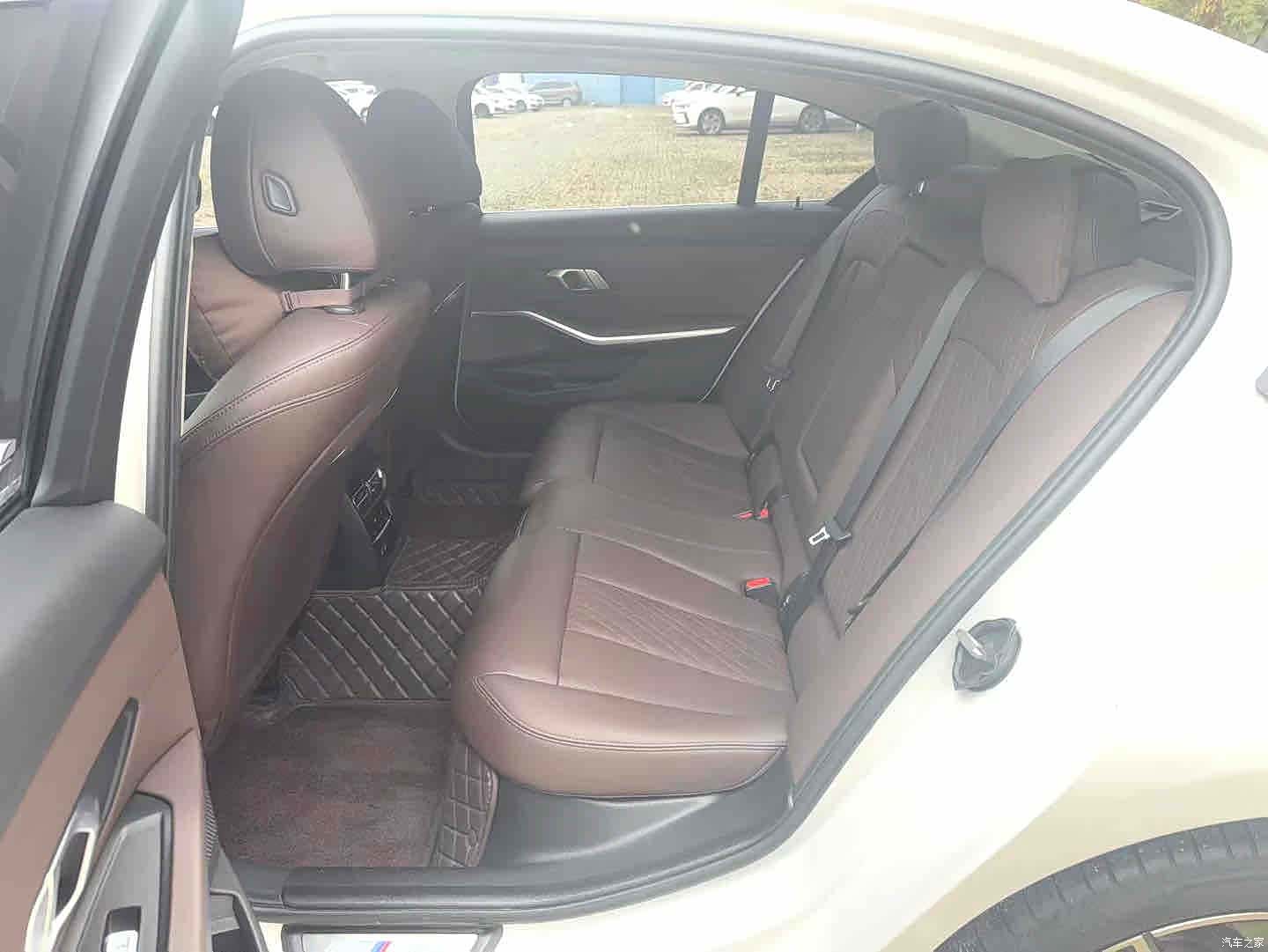 BMW 3 Series, 2023 6