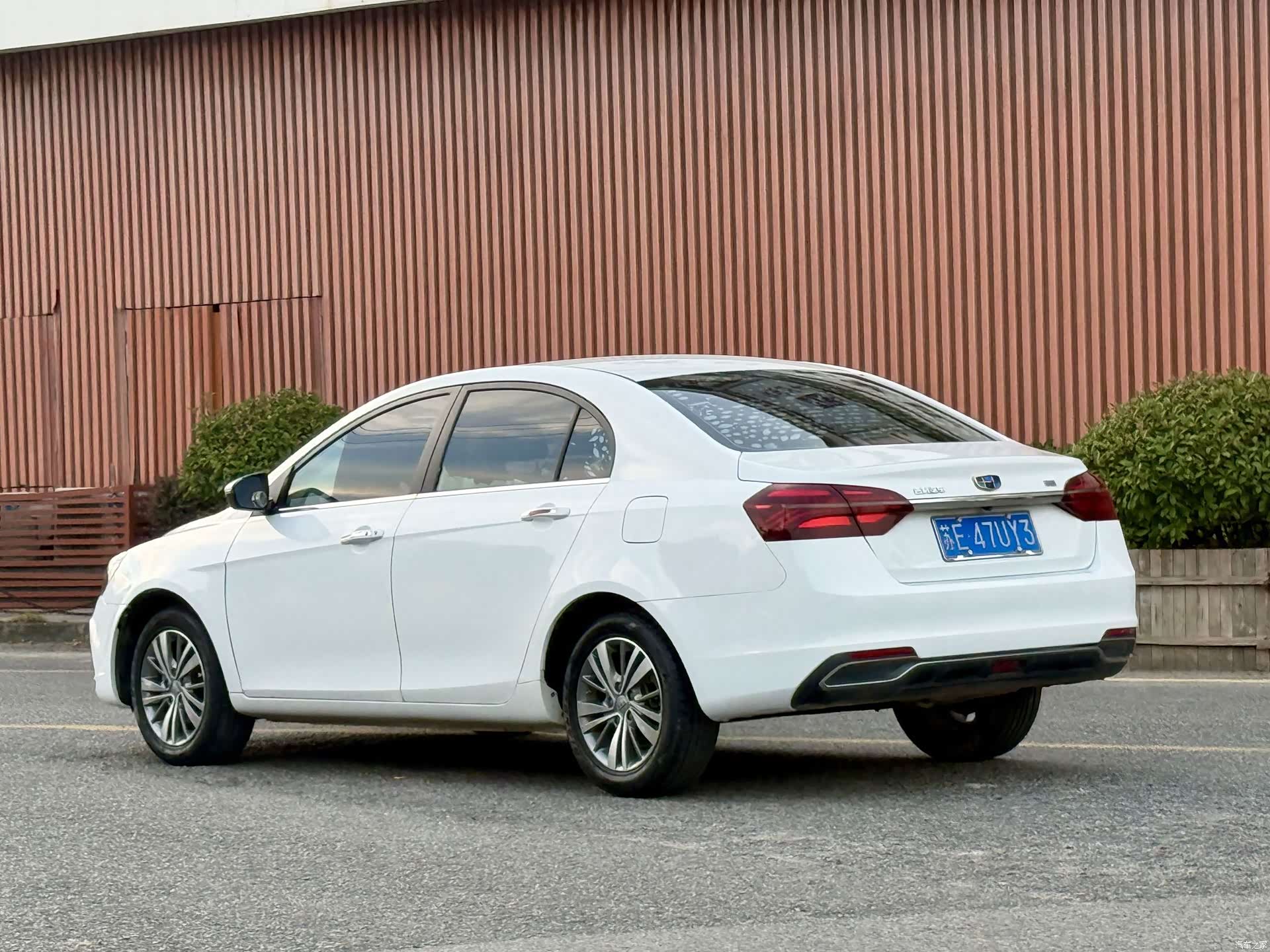 Geely Emgrand, 2019 4