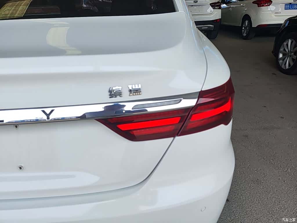 Geely Binray, 2019 24