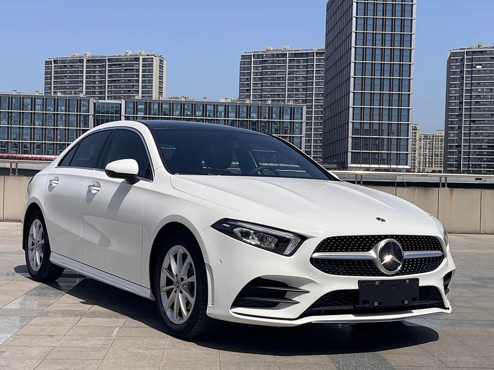 Mercedes-Benz Class A Mercedes-Benz Class A