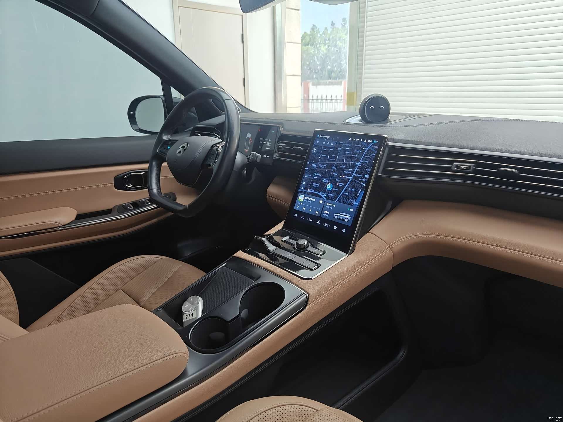 NIO ES8, 2021 14
