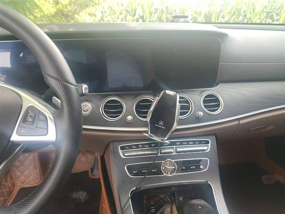 Mercedes-Benz E-class Mercedes-Benz E-class