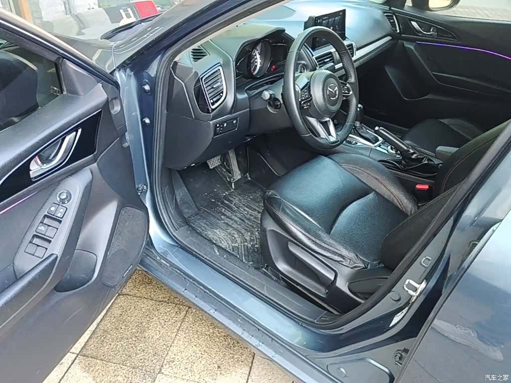 Mazda Mazda3, 2016 16