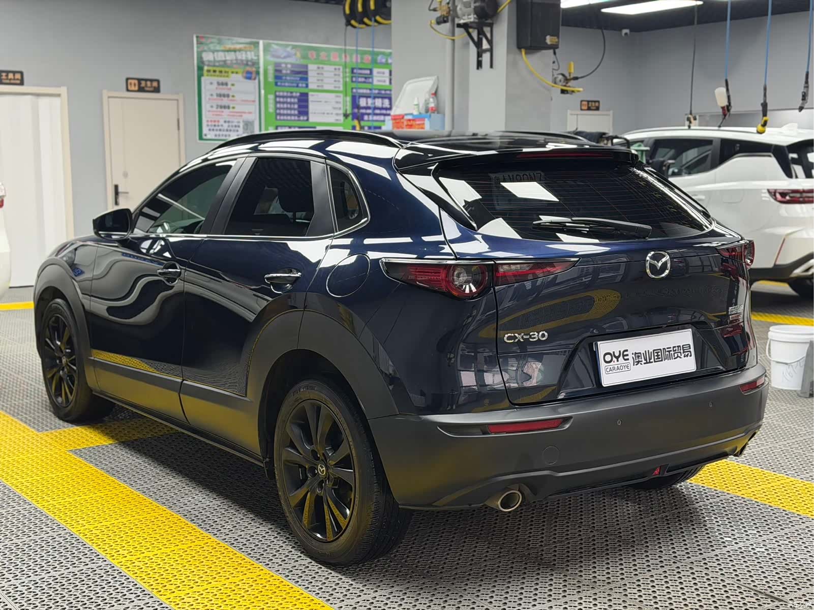 Mazda CX-30, 2023 4
