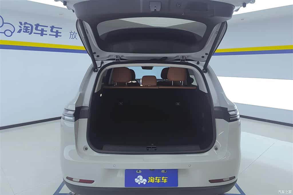Leapmotor C10, 2025 4
