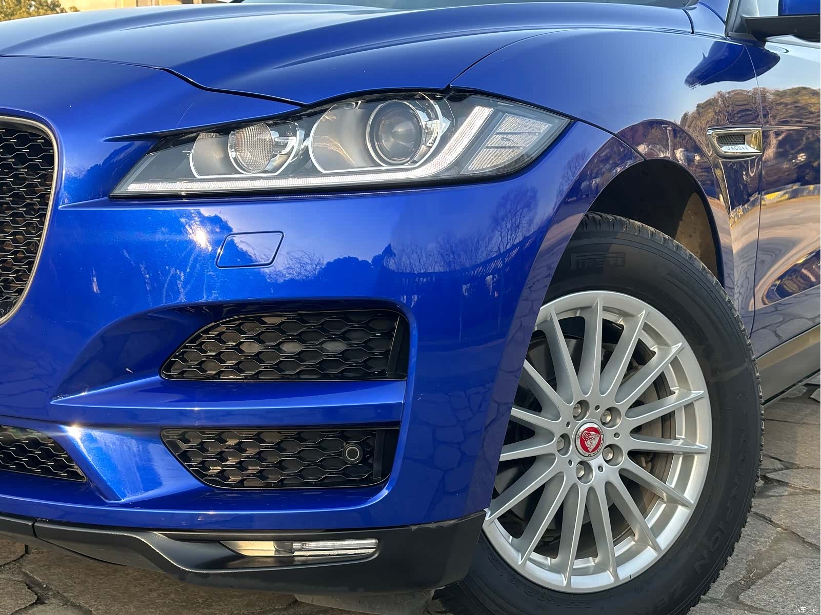 Jaguar F-PACE, 2018 4