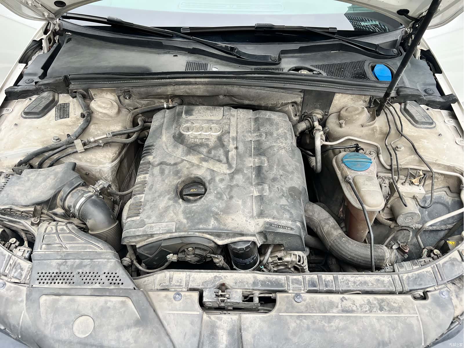 Audi A4L, 2014 25