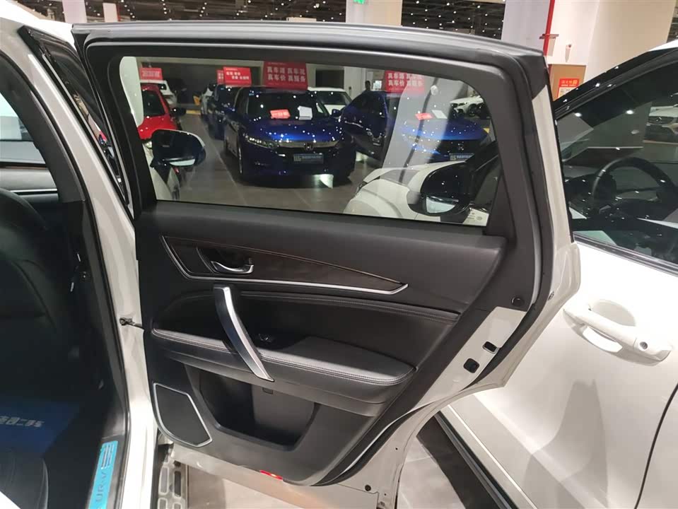 Honda UR-V