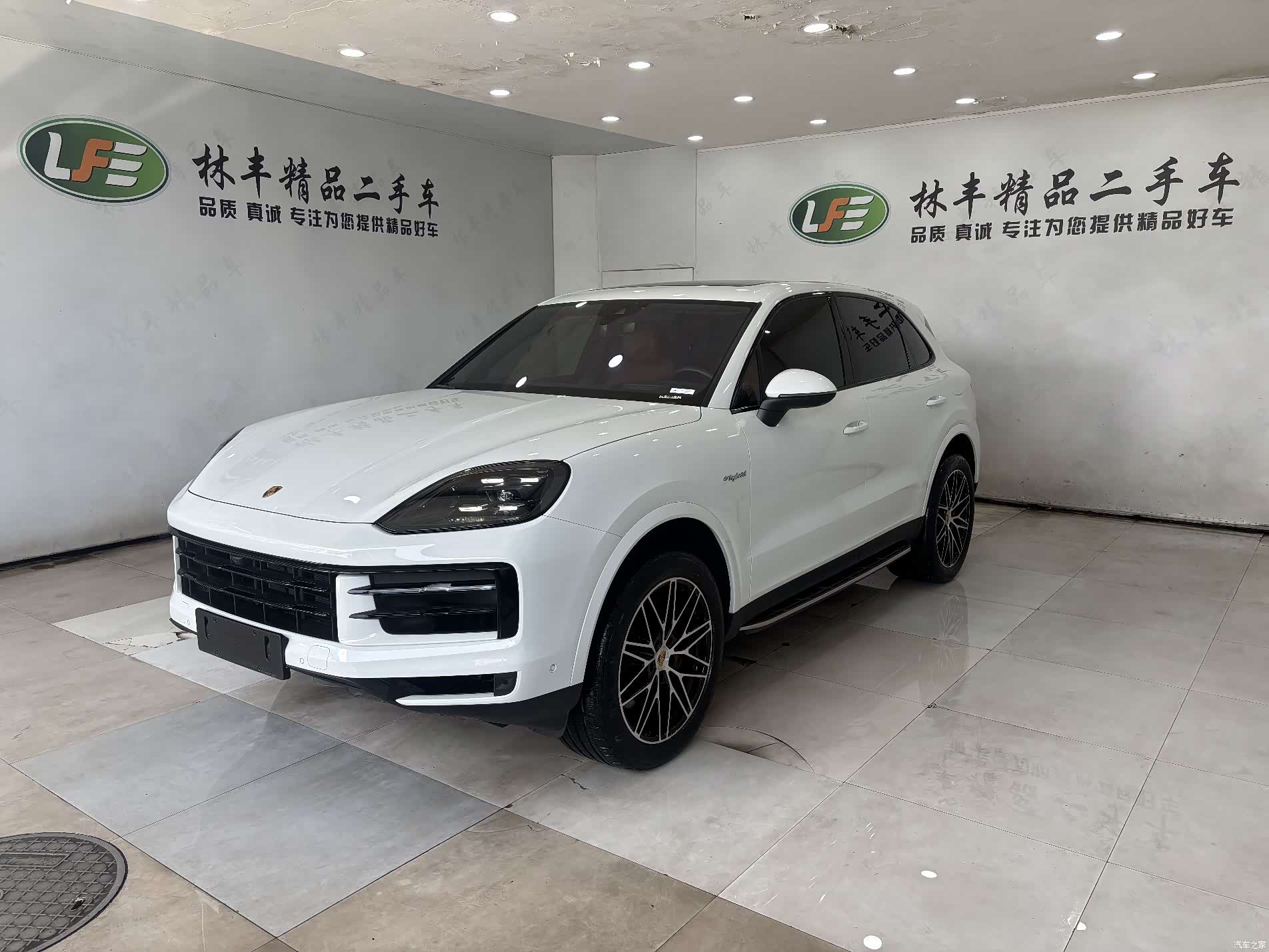 Porsche Cayenne, 2024 1