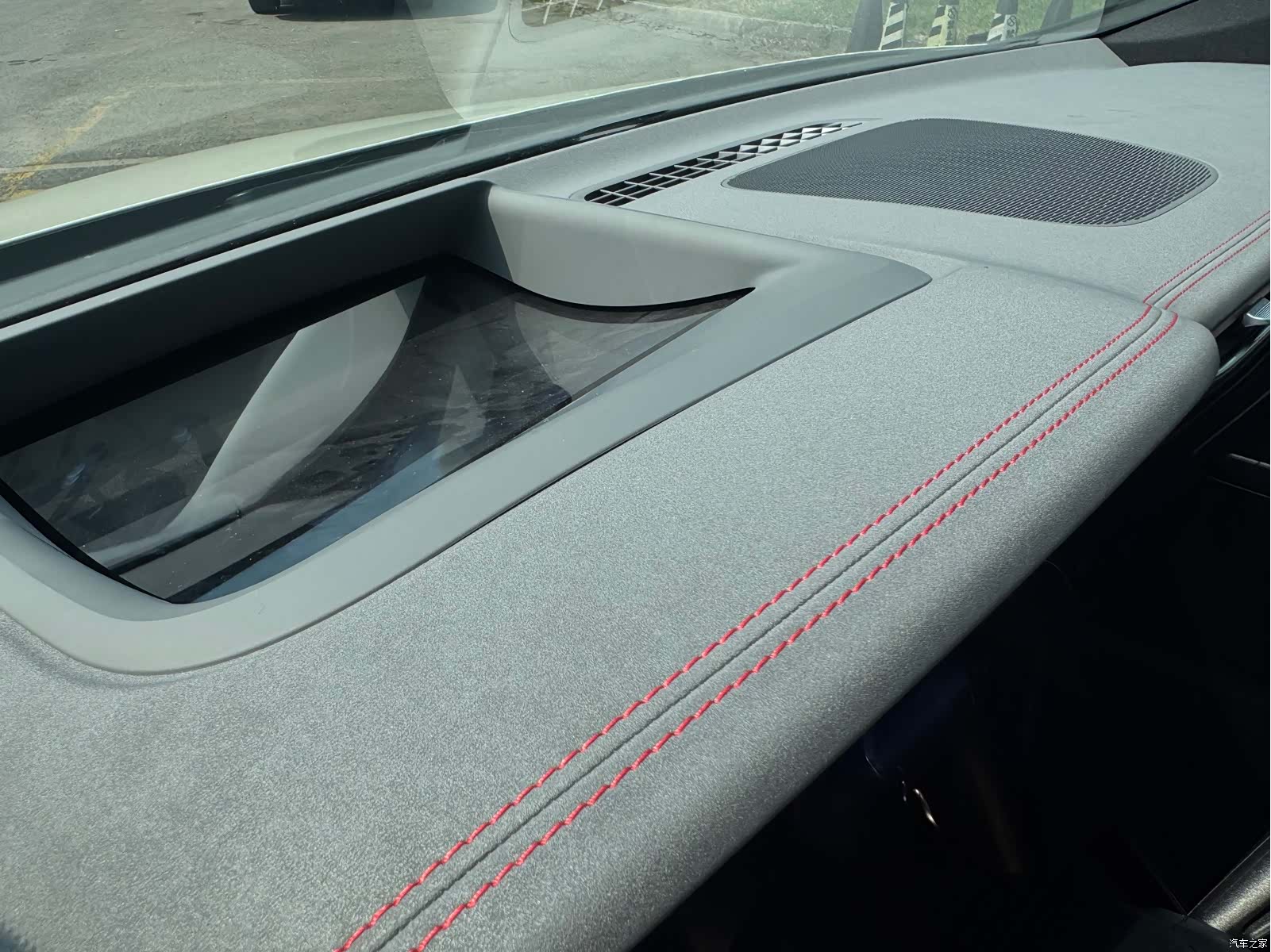 Mercedes-Benz EQS, 2026 14