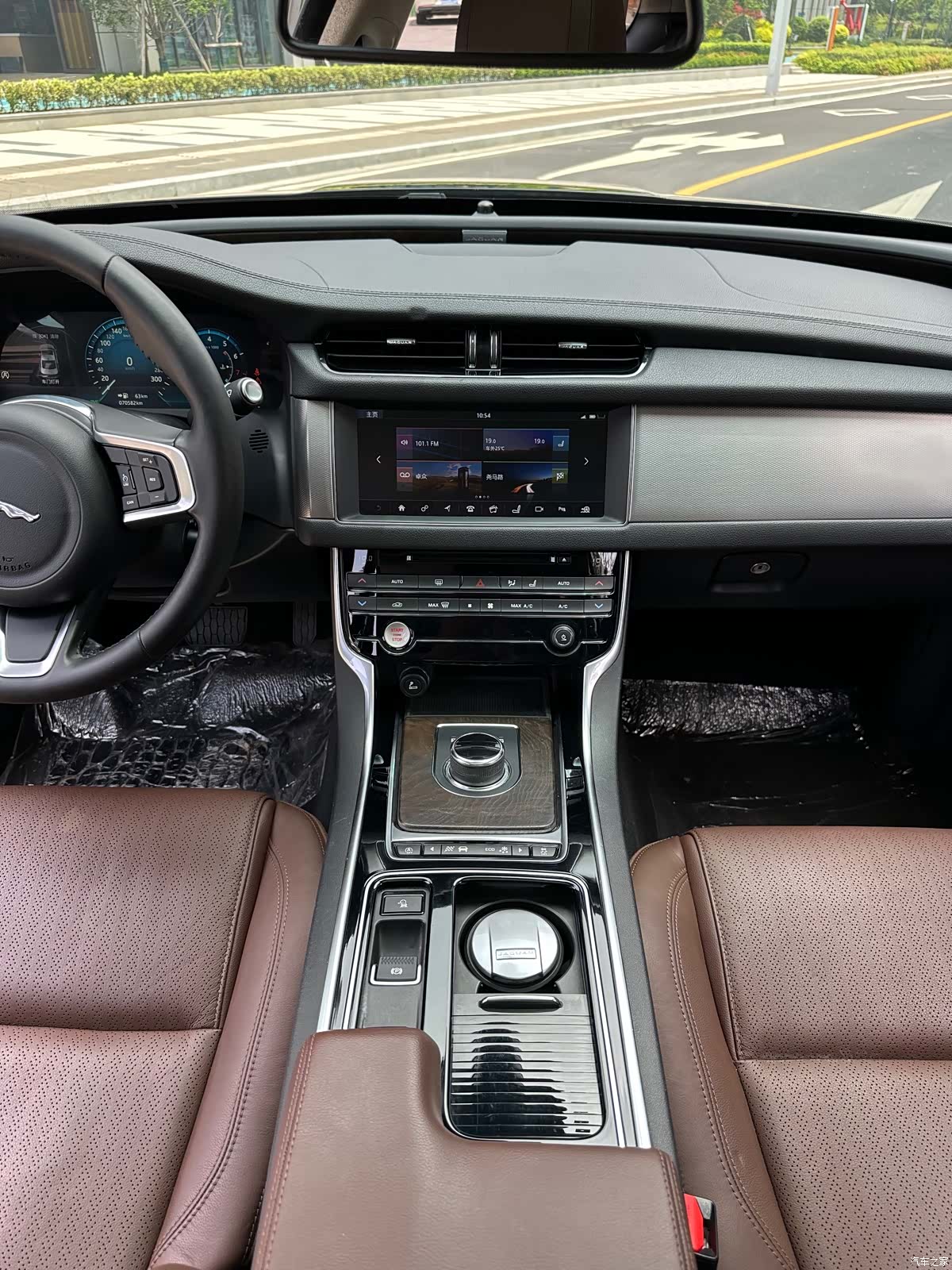 Land Rover XFL, 2018 24
