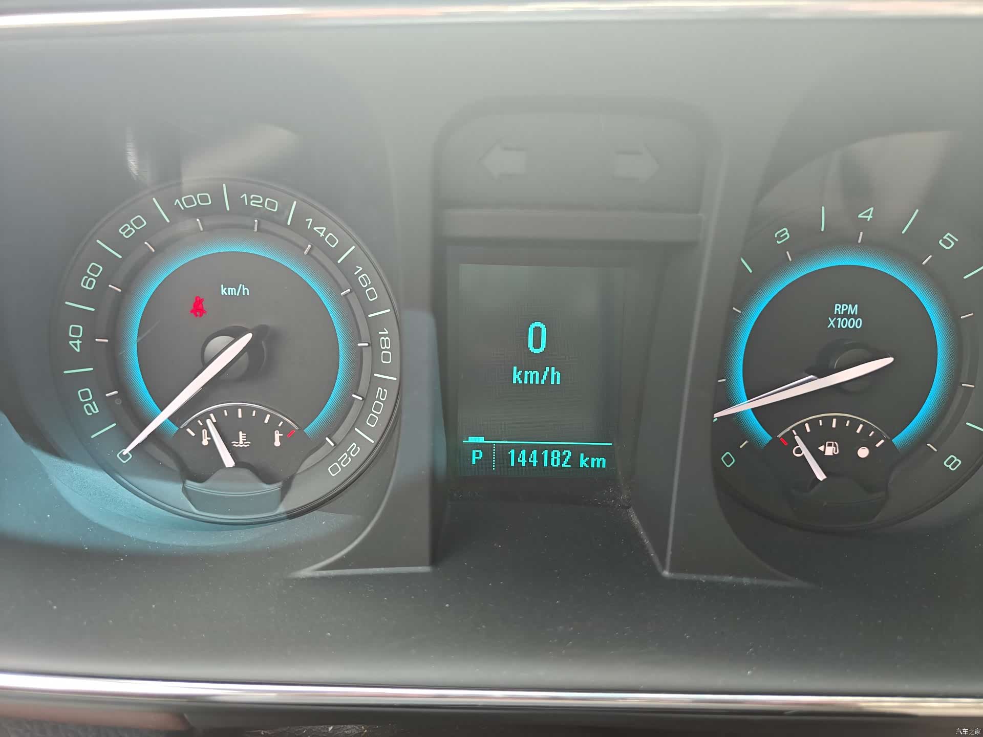 Buick GL8, 2015 15